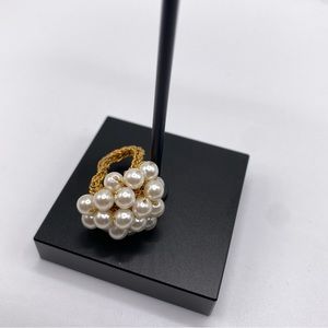 Pearl Cluster Ring